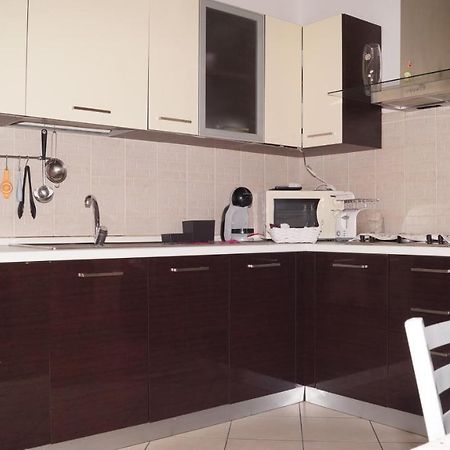 Bed And Breakfast Da Nonna Ezia Albenga Bagian luar foto