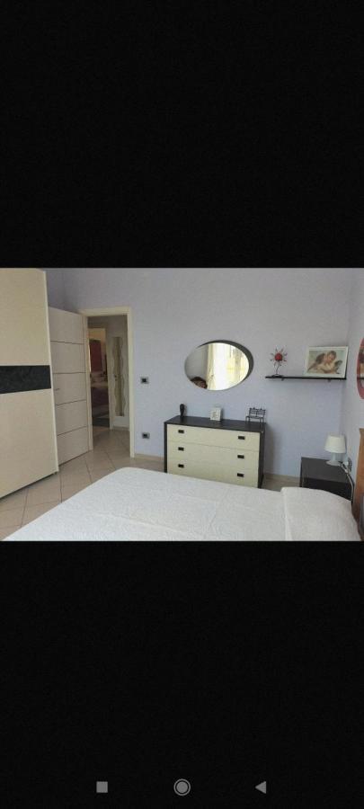 Bed And Breakfast Da Nonna Ezia Albenga Bagian luar foto