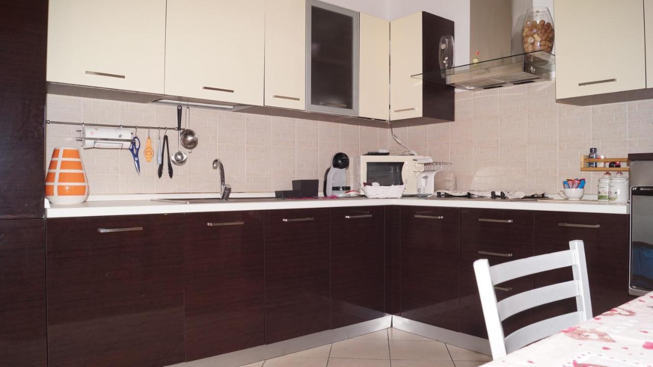 Bed And Breakfast Da Nonna Ezia Albenga Bagian luar foto