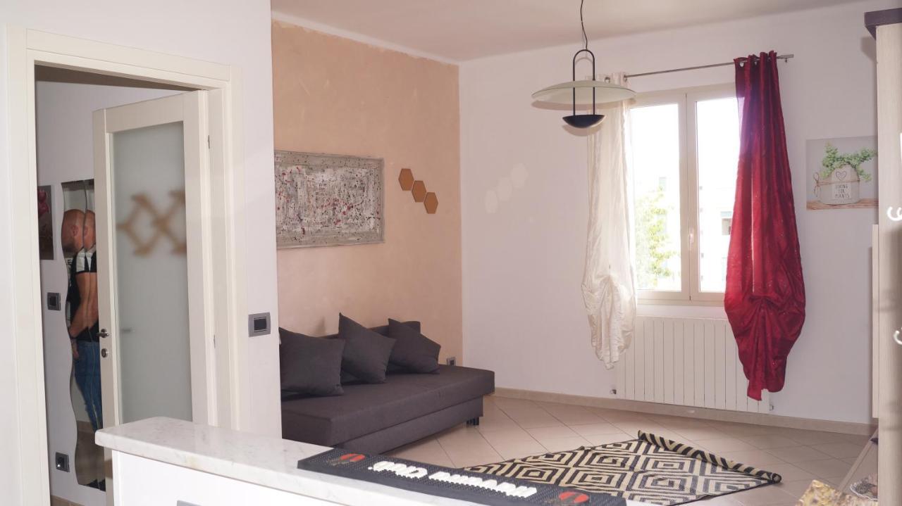 Bed And Breakfast Da Nonna Ezia Albenga Bagian luar foto