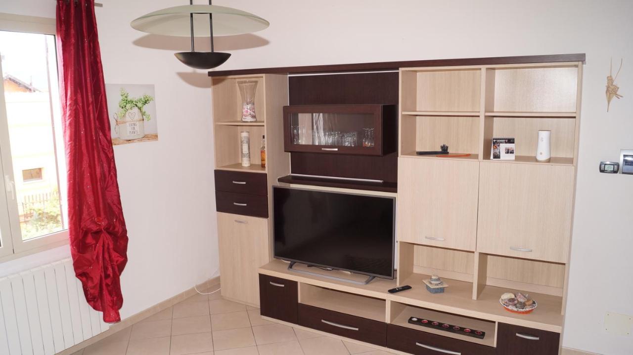 Bed And Breakfast Da Nonna Ezia Albenga Bagian luar foto